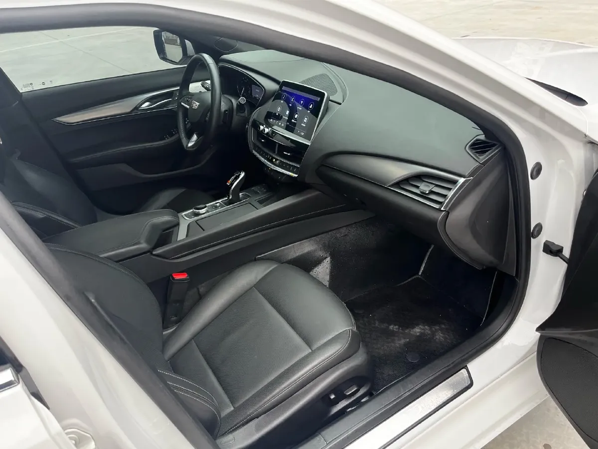 2021 Cadillac CT5 2.0T 237HP L4 10AT,autocango,china used car exporter,china ev exporter,chinese used car exporter,chinese used ev exporter