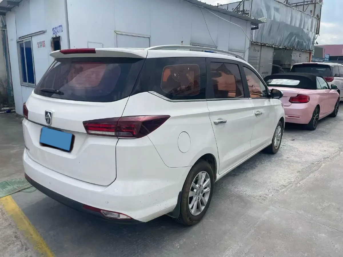 2018 BaoJun 360 1.5L 112HP L4 6MT,autocango,china used car exporter,china ev exporter,chinese used car exporter,chinese used ev exporter