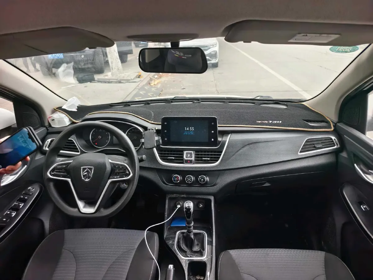 2016 BaoJun 560 1.5T 150HP L4 6MT,autocango,china used car exporter,china ev exporter,chinese used car exporter,chinese used ev exporter