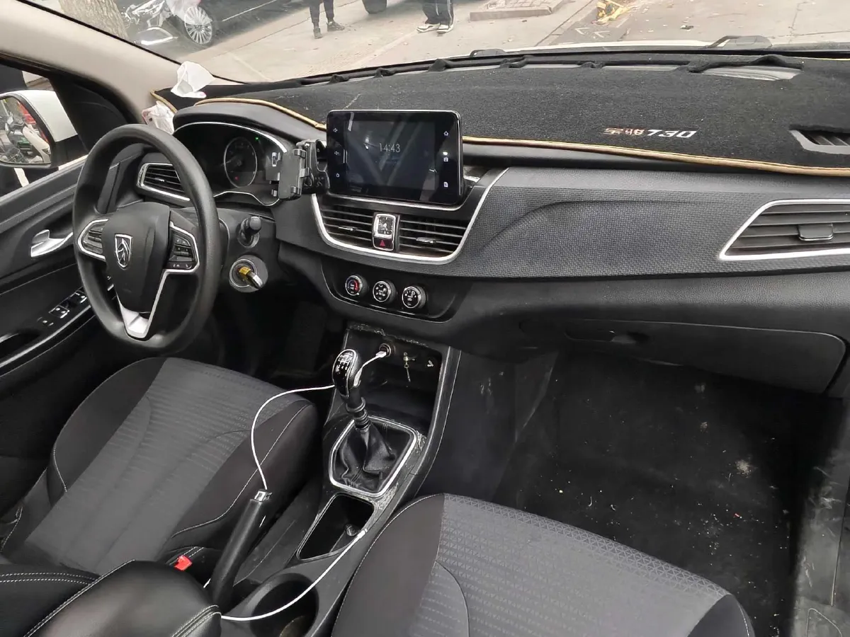 2016 BaoJun 560 1.5T 150HP L4 6MT,autocango,china used car exporter,china ev exporter,chinese used car exporter,chinese used ev exporter