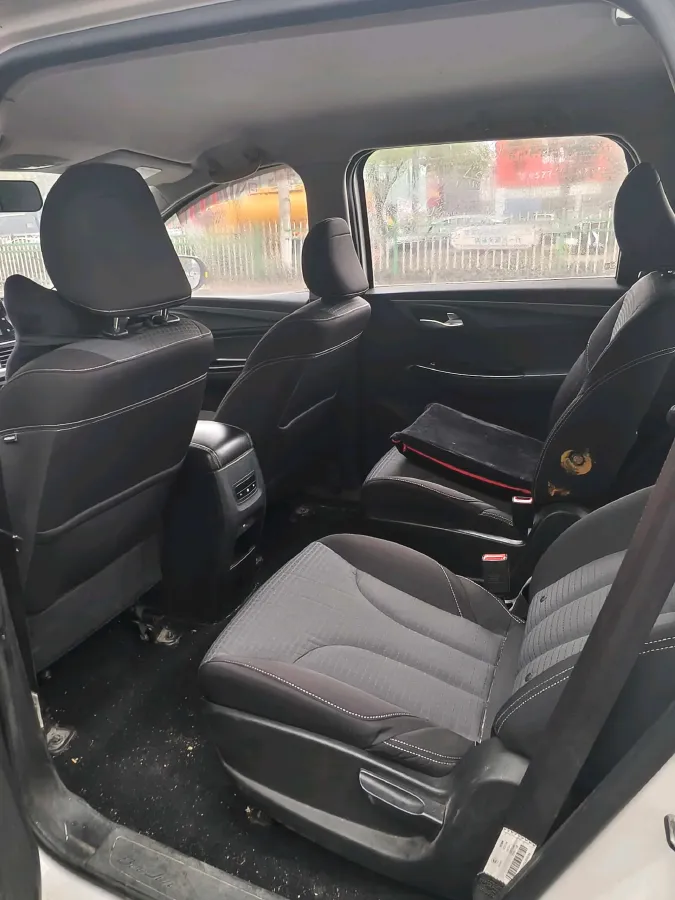 2016 BaoJun 560 1.5T 150HP L4 6MT,autocango,china used car exporter,china ev exporter,chinese used car exporter,chinese used ev exporter