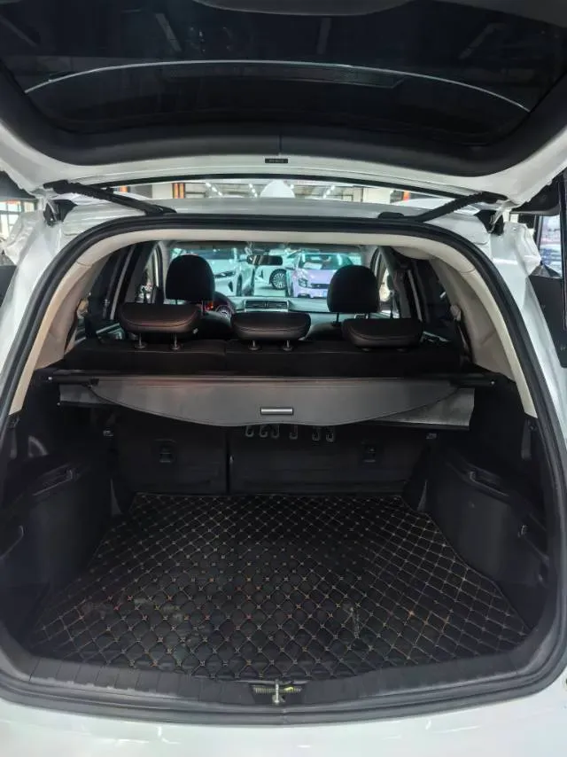 2018 Haval M6 1.5T 150HP L4 6MT,autocango,china used car exporter,china ev exporter,chinese used car exporter,chinese used ev exporter