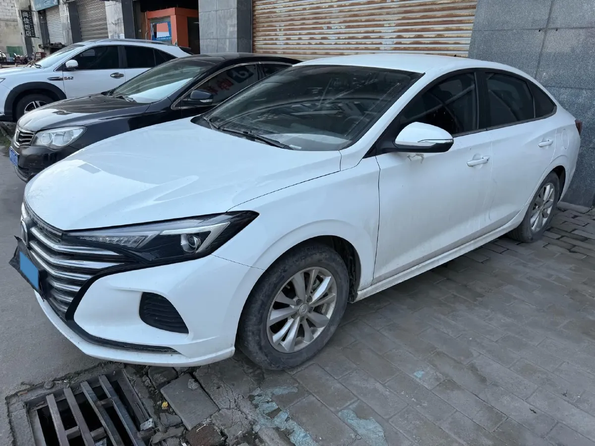 2022 ChangAn Eado 1.6L 128HP L4 5MT,autocango,china used car exporter,china ev exporter,chinese used car exporter,chinese used ev exporter