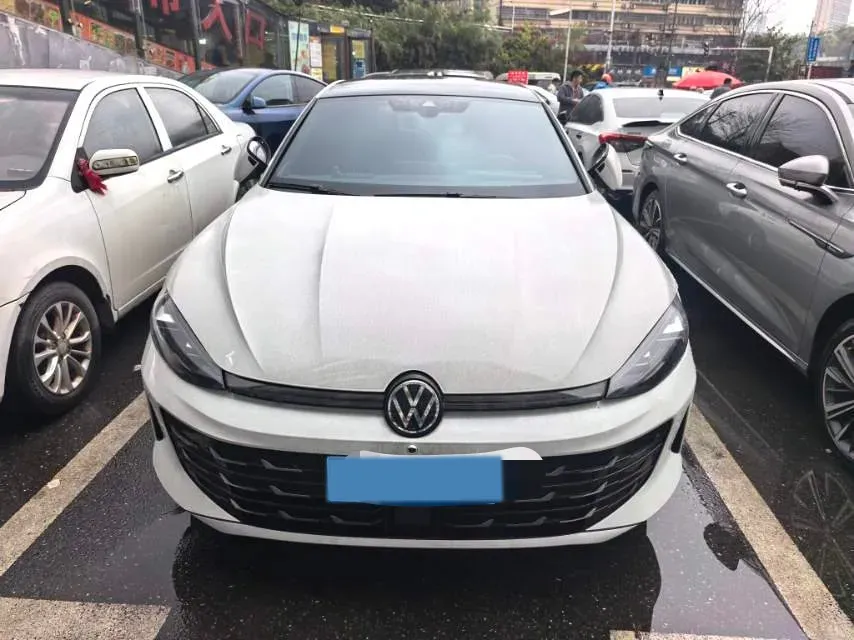 2026 Volkswagen Lamando 1.5T 160HP L4 7DCT,autocango,china used car exporter,china ev exporter,chinese used car exporter,chinese used ev exporter