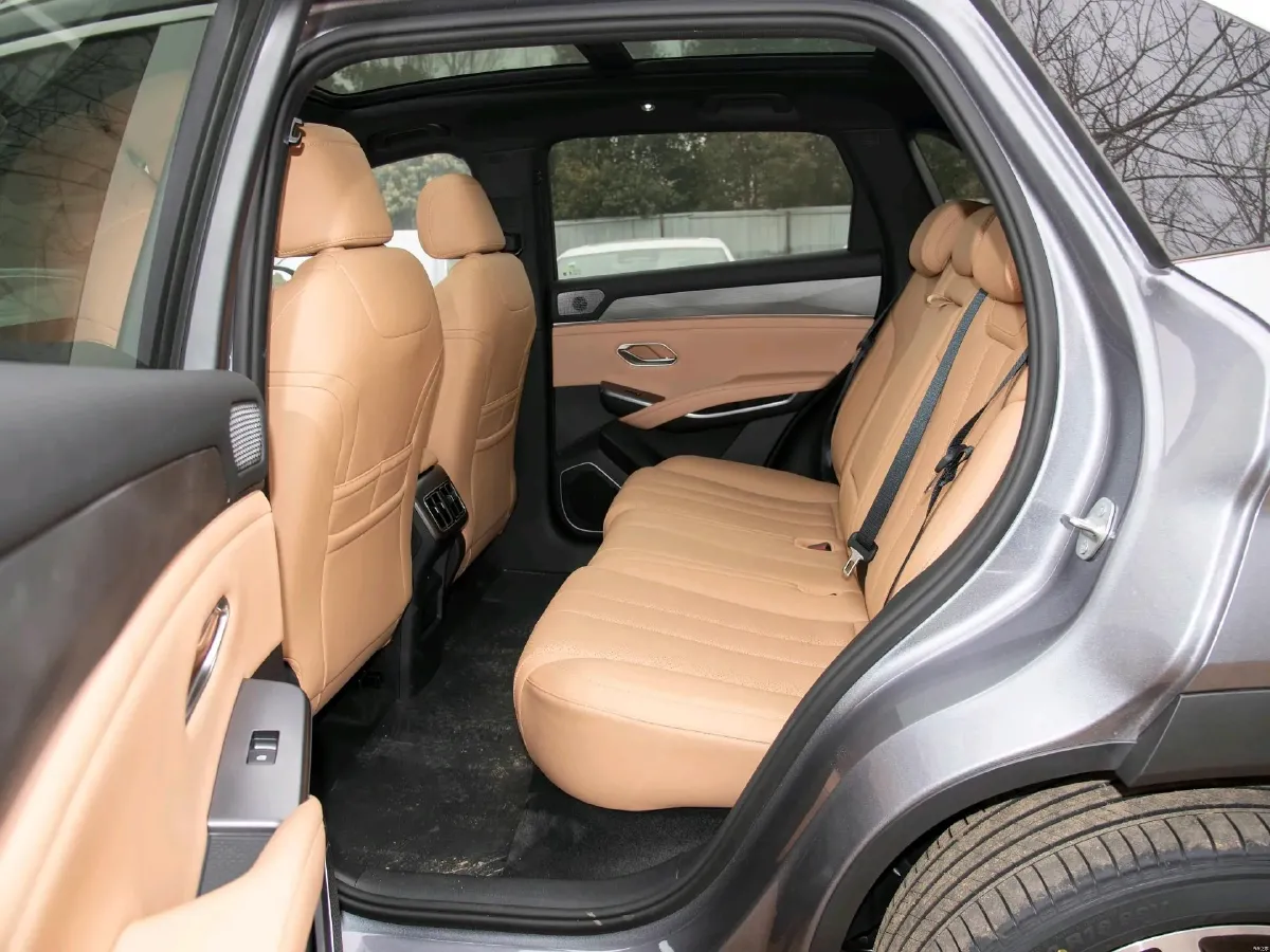 2025 BYD SongL DM-i 1.5L 101HP L4 E-CVT PHEV 18.3KWH,autocango,china used car exporter,china ev exporter,chinese used car exporter,chinese used ev exporter