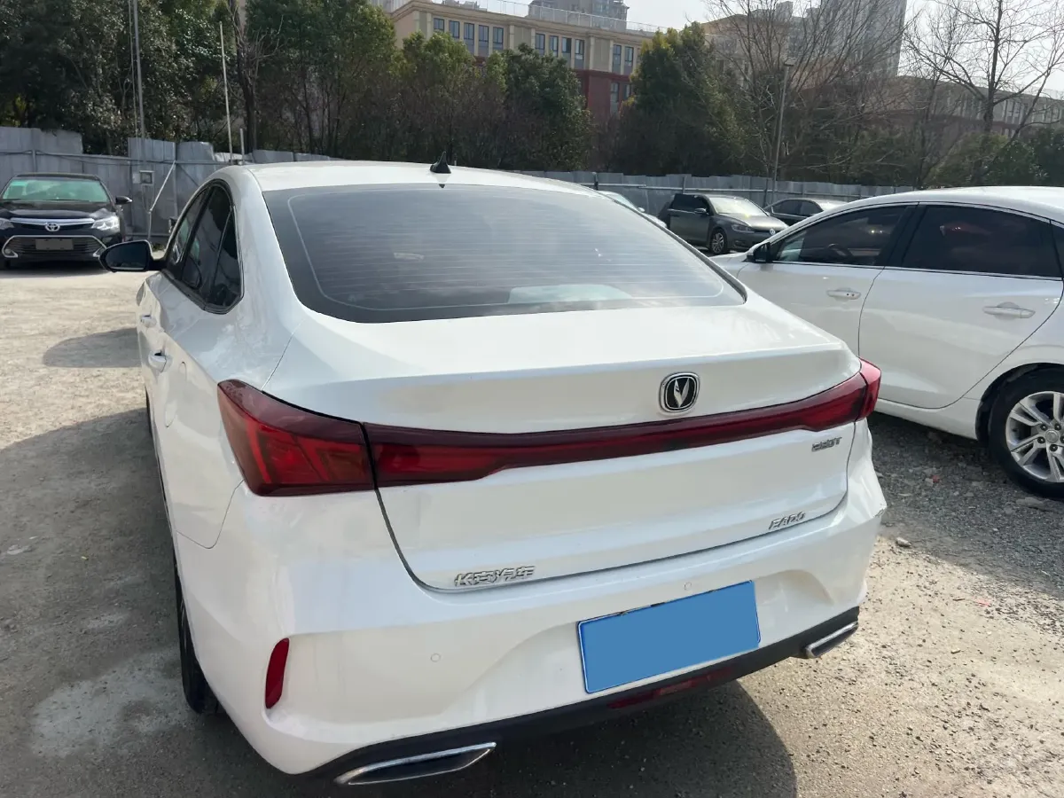 2022 ChangAn Eado 1.4T 160HP L4 7DCT,autocango,china used car exporter,china ev exporter,chinese used car exporter,chinese used ev exporter