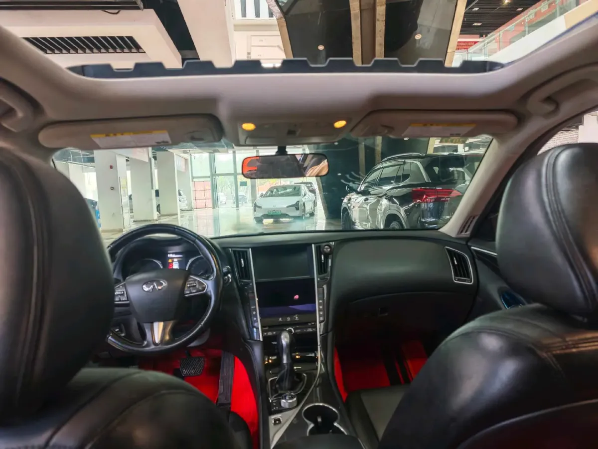 2016 Infiniti Q50L 2.0T 211HP L4 7AT,autocango,china used car exporter,china ev exporter,chinese used car exporter,chinese used ev exporter