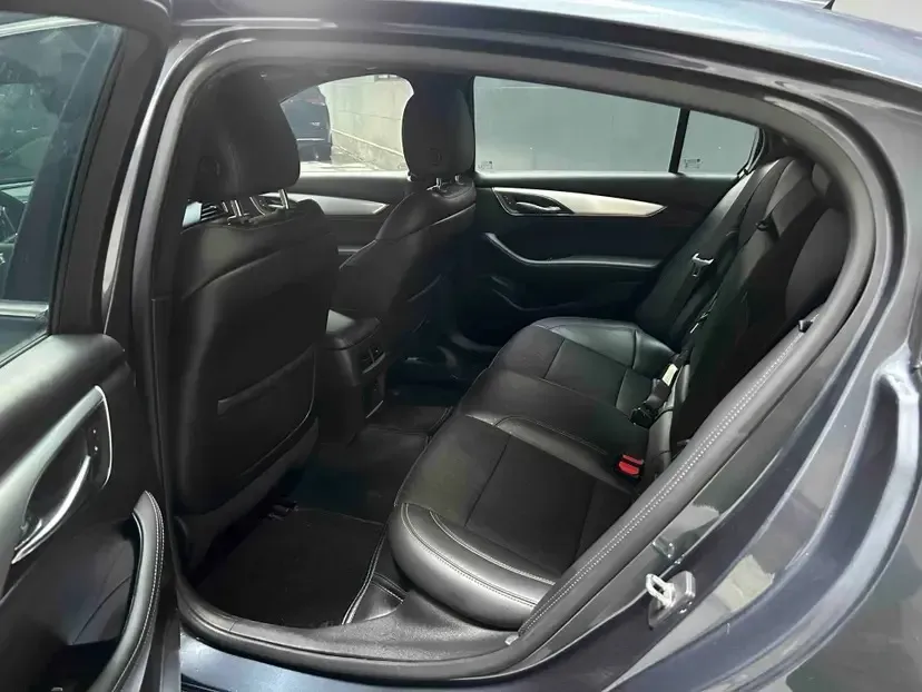 2022 Cadillac CT5 2.0T 237HP L4 10AT,autocango,china used car exporter,china ev exporter,chinese used car exporter,chinese used ev exporter