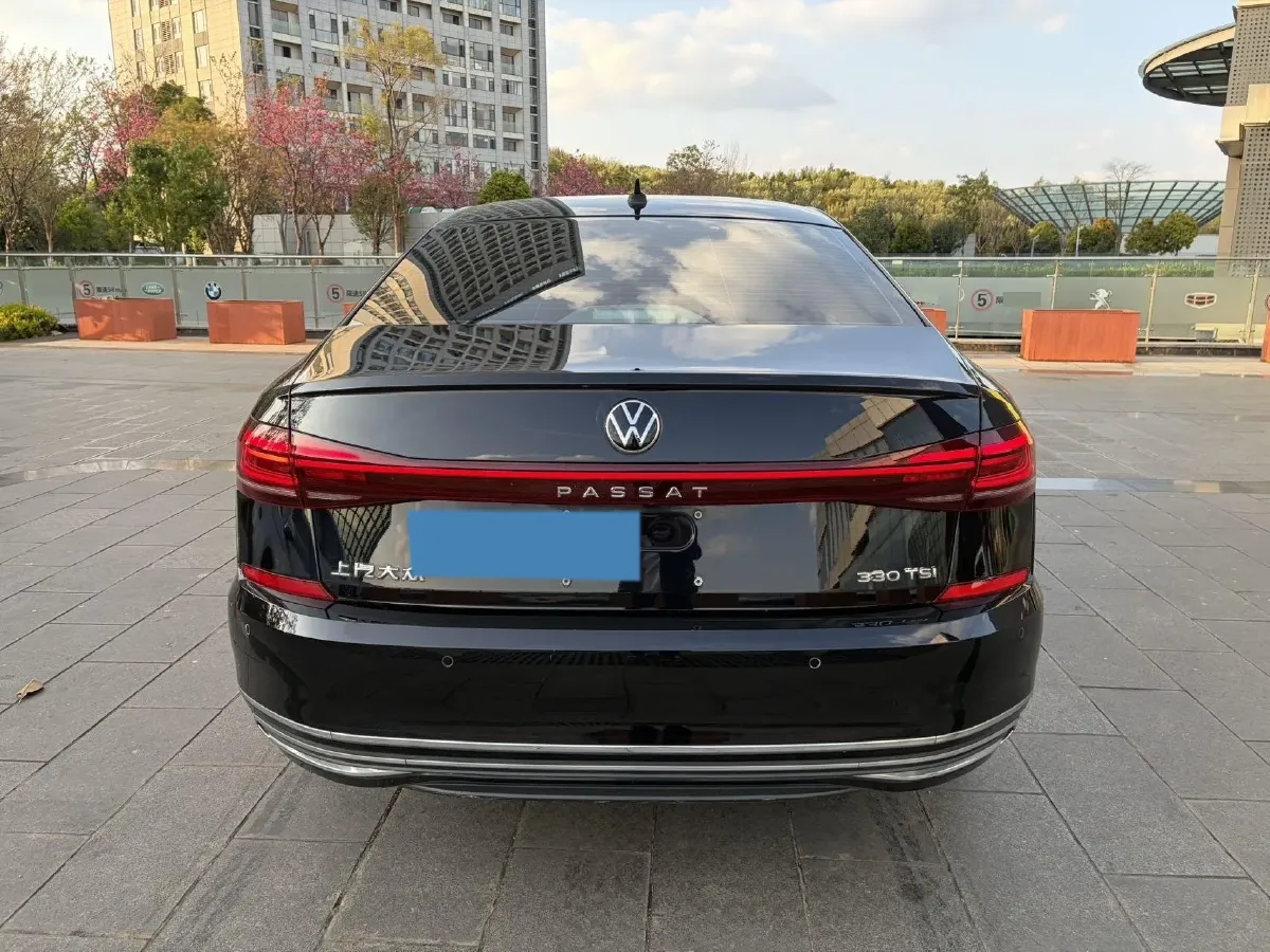 2023 Volkswagen Passat 2.0T 186HP L4 7DCT,autocango,china used car exporter,china ev exporter,chinese used car exporter,chinese used ev exporter