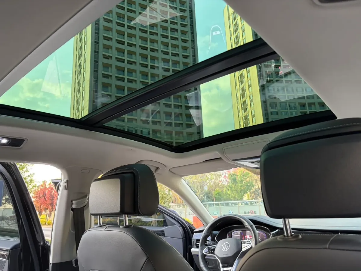 2023 Volkswagen Passat 2.0T 186HP L4 7DCT,autocango,china used car exporter,china ev exporter,chinese used car exporter,chinese used ev exporter