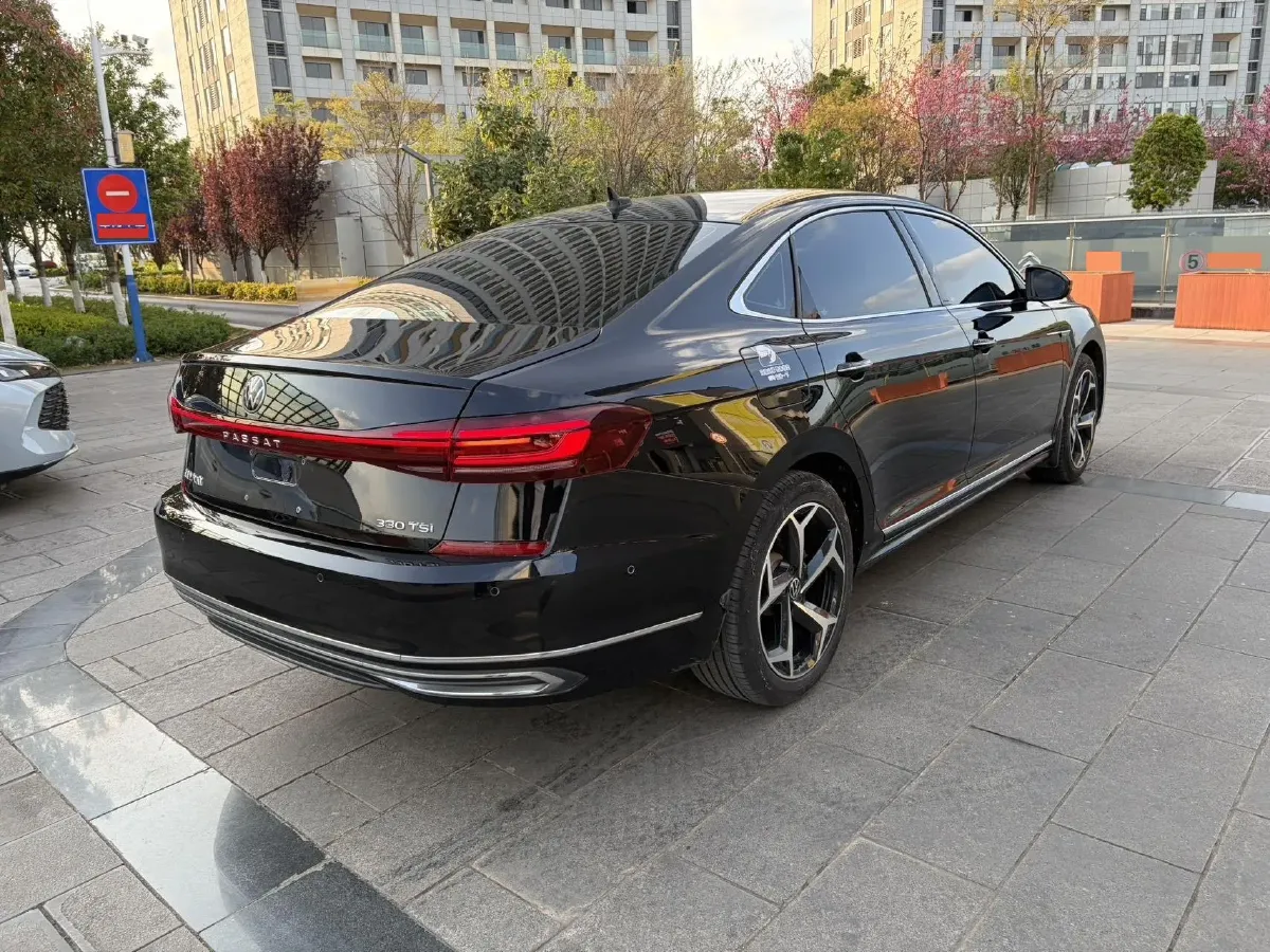 2023 Volkswagen Passat 2.0T 186HP L4 7DCT,autocango,china used car exporter,china ev exporter,chinese used car exporter,chinese used ev exporter