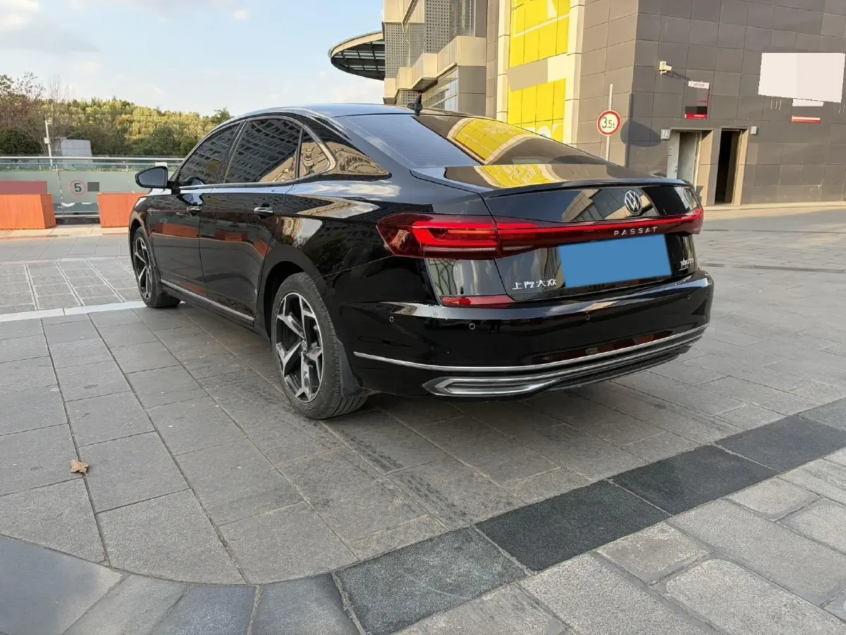 2023 Volkswagen Passat 2.0T 186HP L4 7DCT,autocango,china used car exporter,china ev exporter,chinese used car exporter,chinese used ev exporter