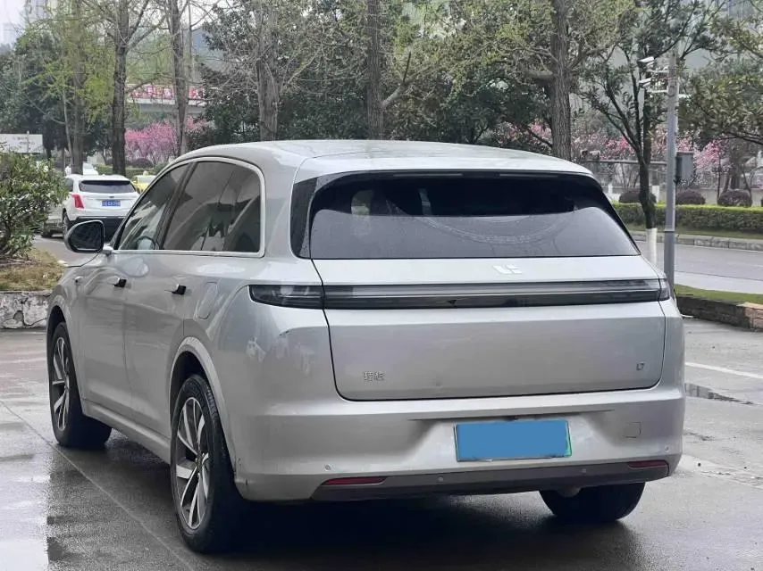 2023 Li L7 Range Extended 154HP REEV 40.9KWH,autocango,china used car exporter,china ev exporter,chinese used car exporter,chinese used ev exporter