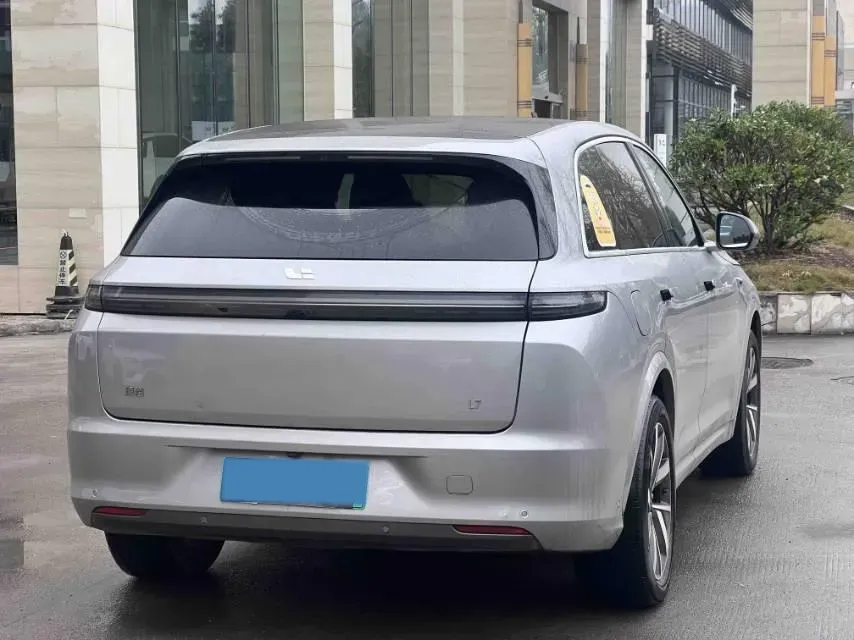 2023 Li L7 Range Extended 154HP REEV 40.9KWH,autocango,china used car exporter,china ev exporter,chinese used car exporter,chinese used ev exporter