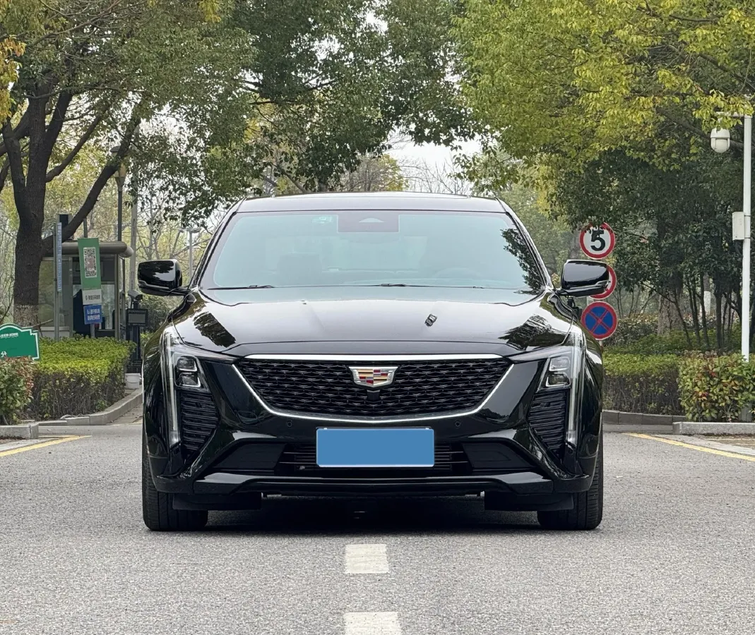 2024 Cadillac CT5 2.0T 237HP L4 10AT,autocango,china used car exporter,china ev exporter,chinese used car exporter,chinese used ev exporter