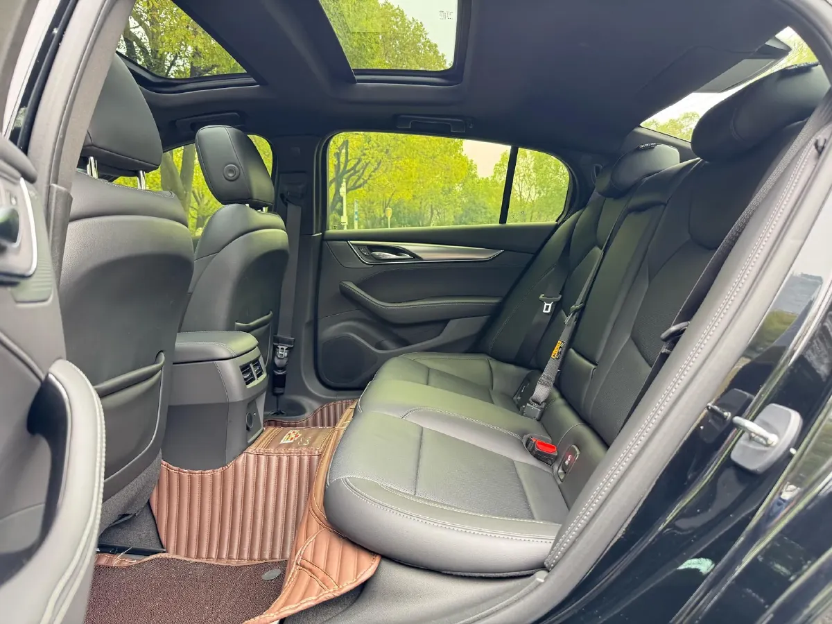 2024 Cadillac CT5 2.0T 237HP L4 10AT,autocango,china used car exporter,china ev exporter,chinese used car exporter,chinese used ev exporter