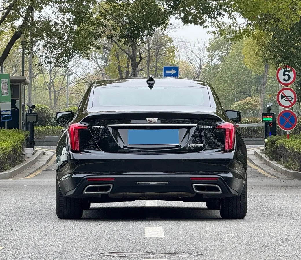 2024 Cadillac CT5 2.0T 237HP L4 10AT,autocango,china used car exporter,china ev exporter,chinese used car exporter,chinese used ev exporter