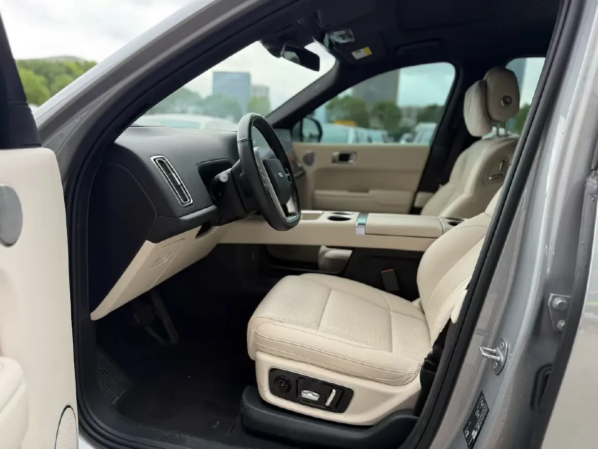 2022 Li L9 Range Extended 154HP REEV 42.6KWH,autocango,china used car exporter,china ev exporter,chinese used car exporter,chinese used ev exporter