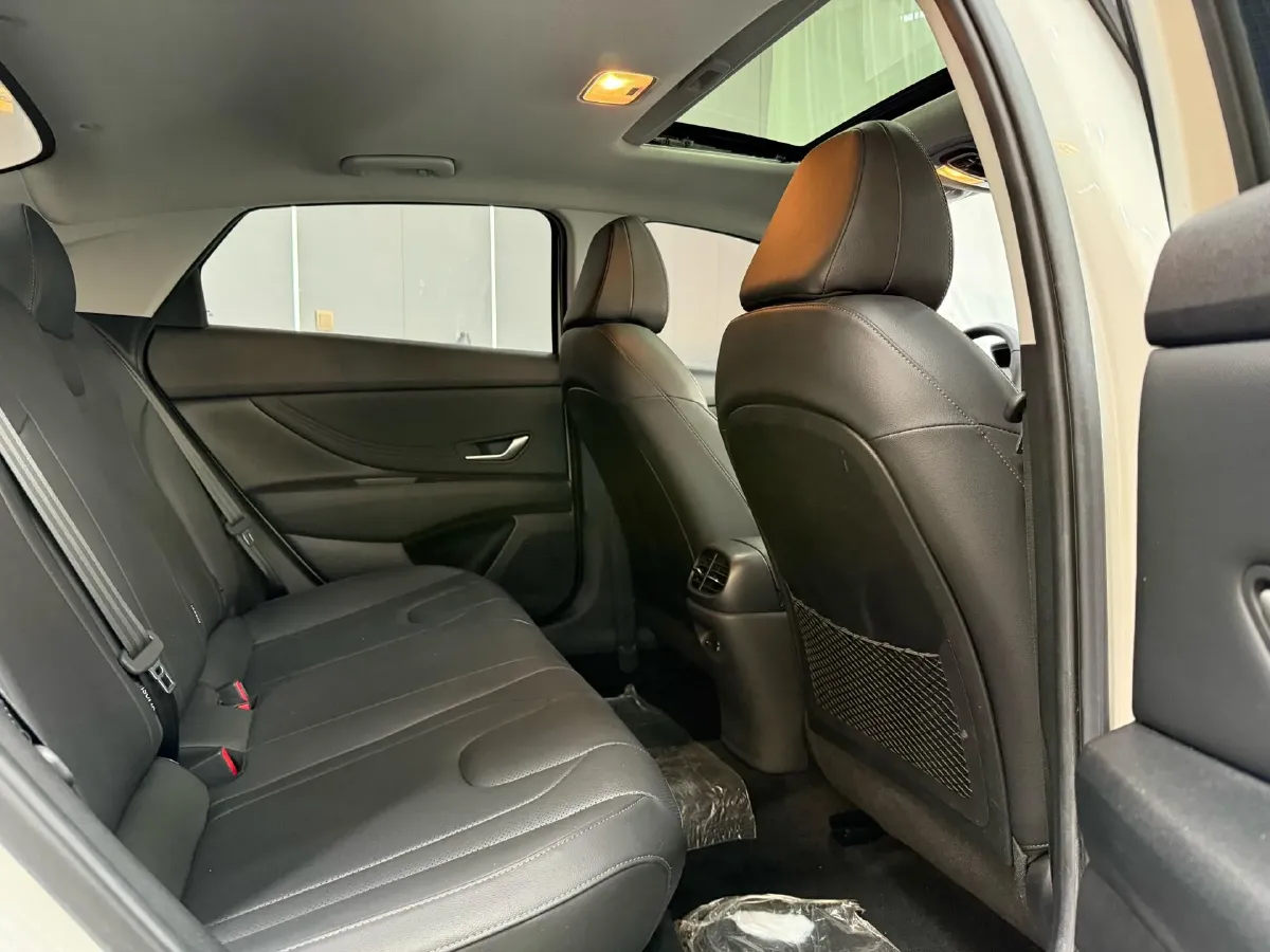 2022 Hyundai Elantra 1.5L 115HP L4 CVT,autocango,china used car exporter,china ev exporter,chinese used car exporter,chinese used ev exporter