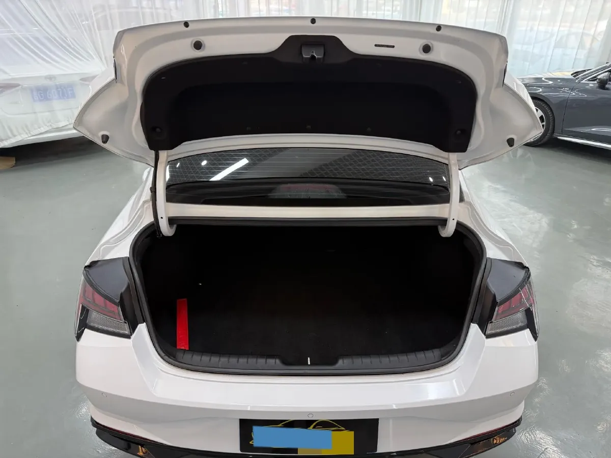 2022 Hyundai Elantra 1.5L 115HP L4 CVT,autocango,china used car exporter,china ev exporter,chinese used car exporter,chinese used ev exporter