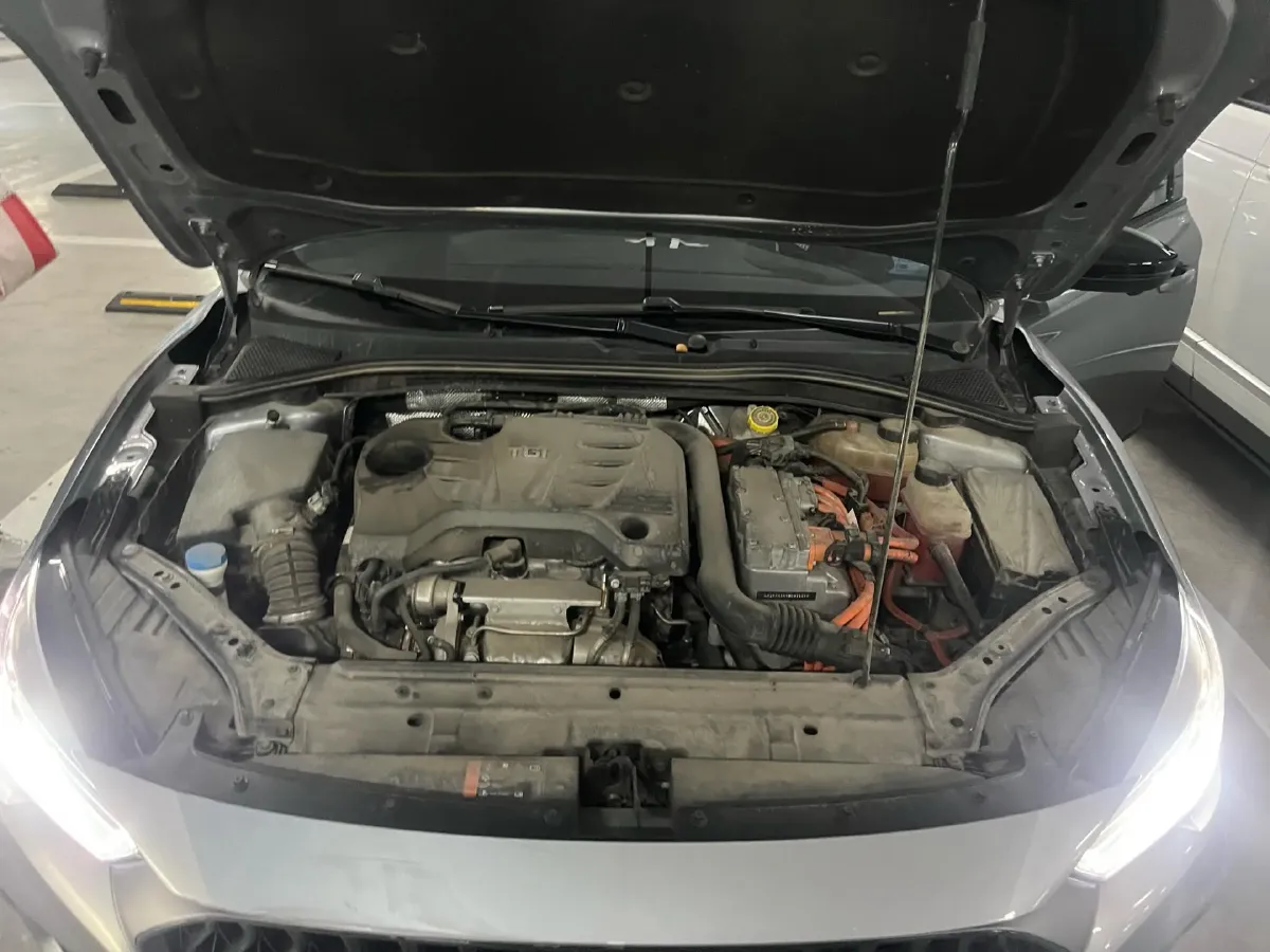 2020 Roewe RX5 1.5T 169HP L4 AMT PHEV 11.1KWH,autocango,china used car exporter,china ev exporter,chinese used car exporter,chinese used ev exporter