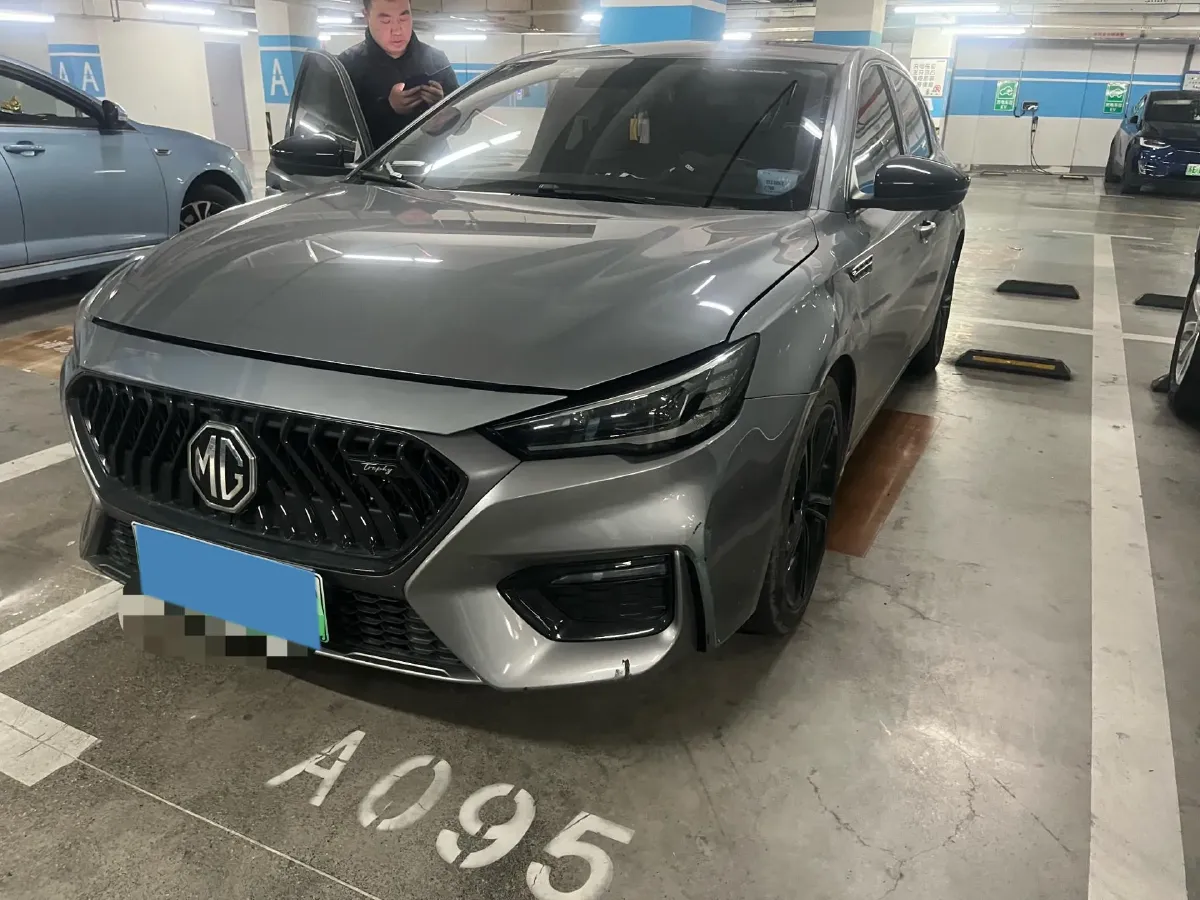 2020 Roewe RX5 1.5T 169HP L4 AMT PHEV 11.1KWH,autocango,china used car exporter,china ev exporter,chinese used car exporter,chinese used ev exporter