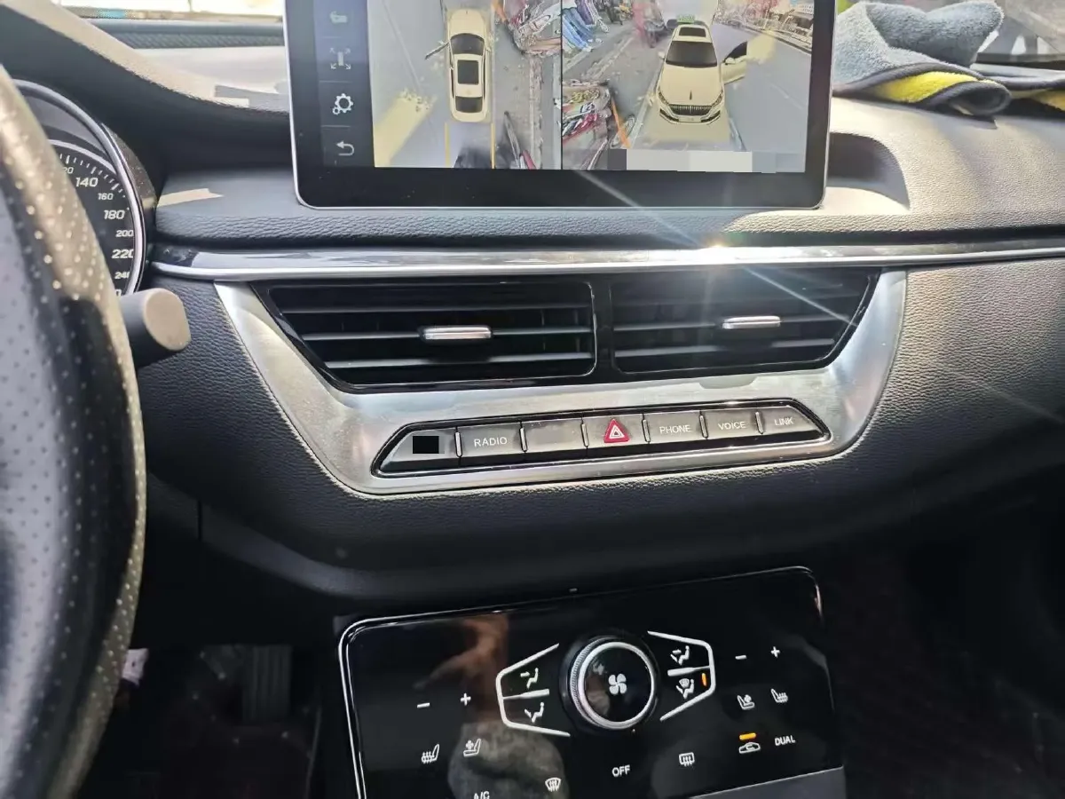 2022 HongQi H5 1.8T 197HP L4 6AT,autocango,china used car exporter,china ev exporter,chinese used car exporter,chinese used ev exporter