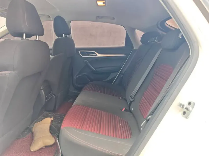 2019 MAXUS D60 1.5T 169HP L4 7DCT,autocango,china used car exporter,china ev exporter,chinese used car exporter,chinese used ev exporter