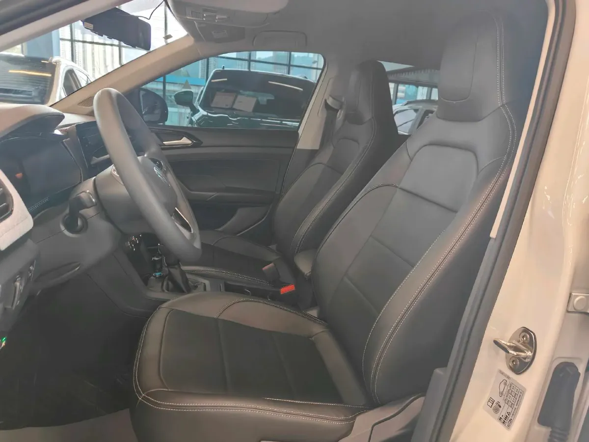 2025 Volkswagen Tharu 1.5L 110HP L4 6AT,autocango,china used car exporter,china ev exporter,chinese used car exporter,chinese used ev exporter