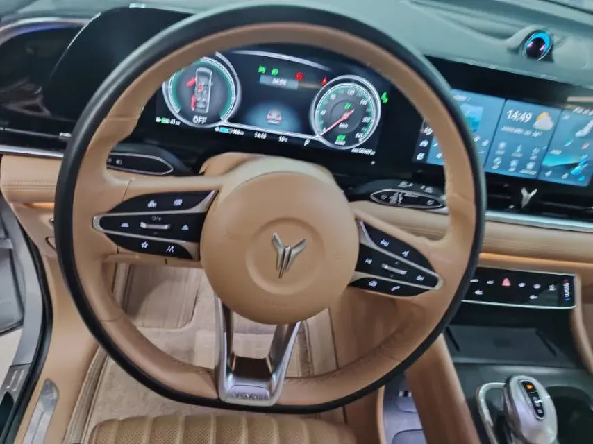 2022 Voyah Dream 1.5T 136HP L4 PHEV 25.57KWH,autocango,china used car exporter,china ev exporter,chinese used car exporter,chinese used ev exporter