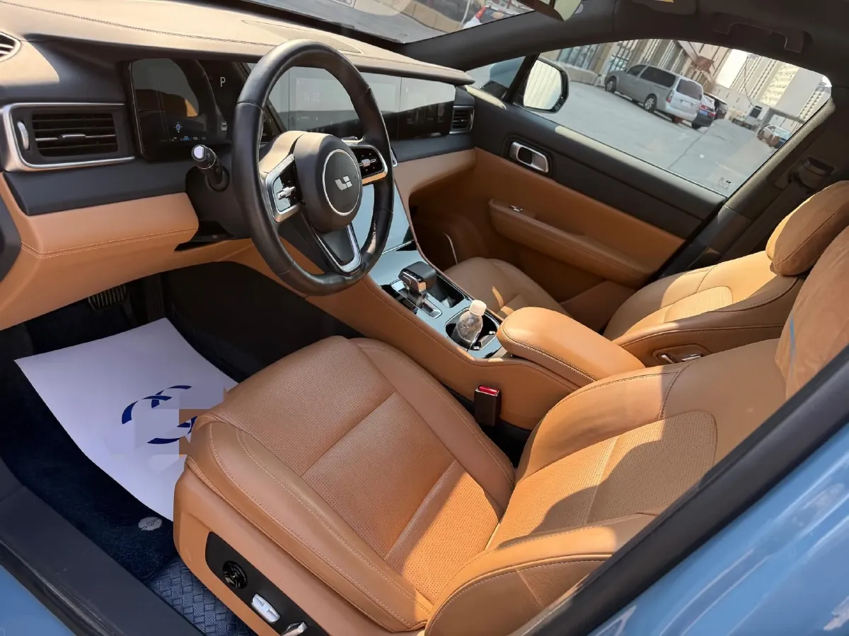 2021 Li ONE Range Extended 131HP REEV 40.5KWH,autocango,china used car exporter,china ev exporter,chinese used car exporter,chinese used ev exporter