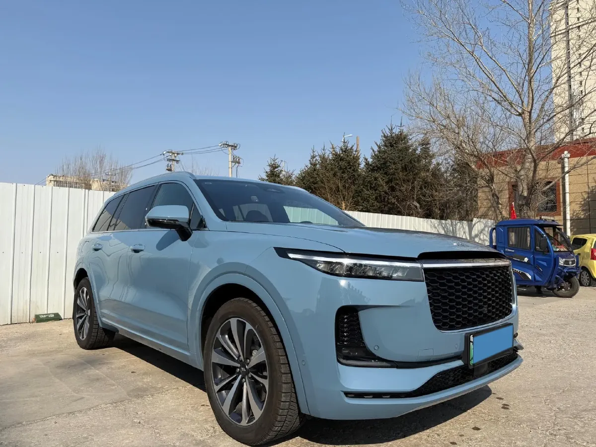 2021 Li ONE Range Extended 131HP REEV 40.5KWH,autocango,china used car exporter,china ev exporter,chinese used car exporter,chinese used ev exporter