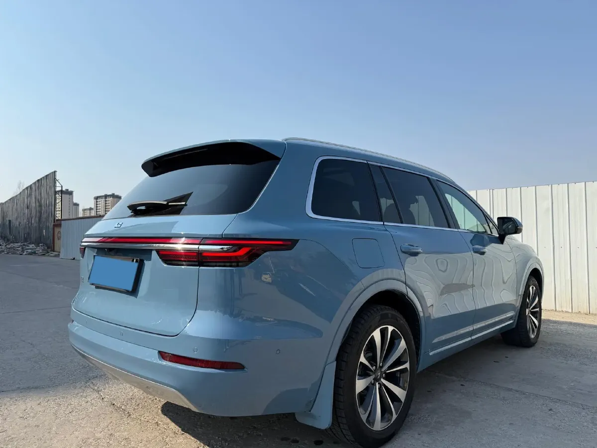 2021 Li ONE Range Extended 131HP REEV 40.5KWH,autocango,china used car exporter,china ev exporter,chinese used car exporter,chinese used ev exporter