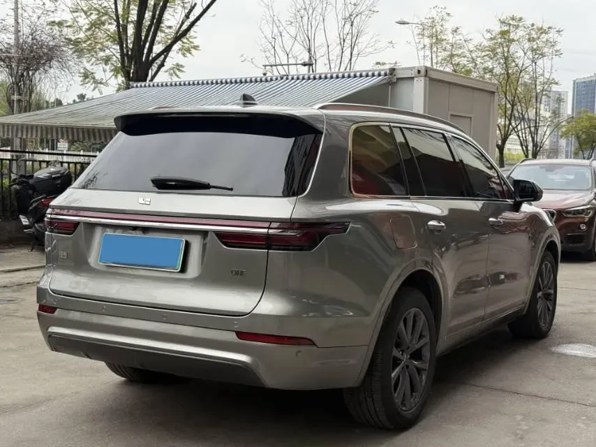 2020 Li ONE Range Extended 131HP REEV 40.5KWH,autocango,china used car exporter,china ev exporter,chinese used car exporter,chinese used ev exporter