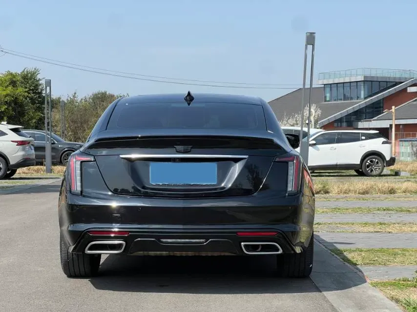 2023 Cadillac CT5 2.0T 237HP L4 10AT,autocango,china used car exporter,china ev exporter,chinese used car exporter,chinese used ev exporter