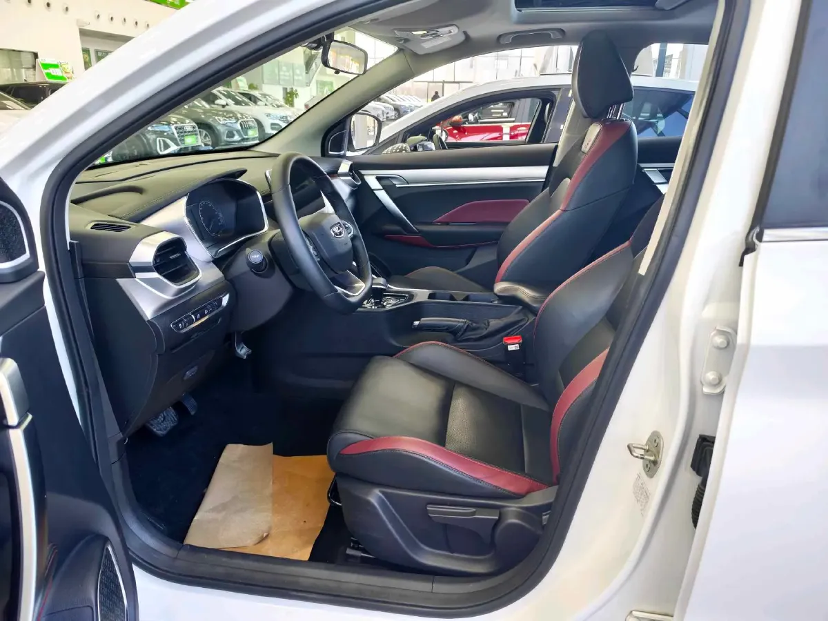 2021 Geely Coolray 1.4T 141HP L4 6DCT,autocango,china used car exporter,china ev exporter,chinese used car exporter,chinese used ev exporter