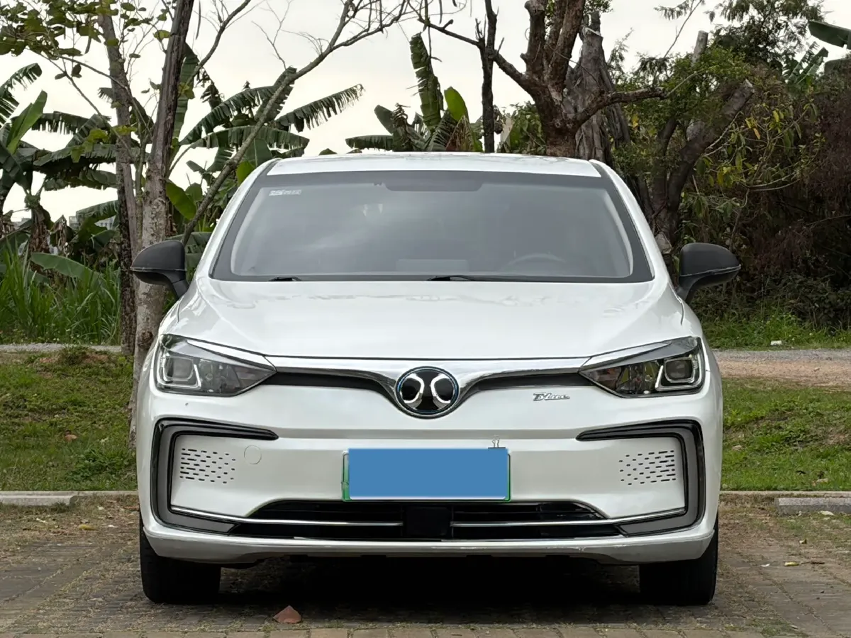 2018 BeiJing Auto EU5 BEV 53.66KWH,autocango,china used car exporter,china ev exporter,chinese used car exporter,chinese used ev exporter