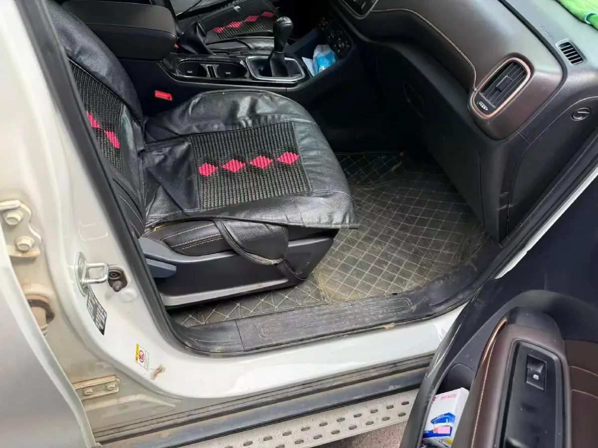 2019 GAC Trumpchi GS3 1.5T 163HP L3 6MT,autocango,china used car exporter,china ev exporter,chinese used car exporter,chinese used ev exporter