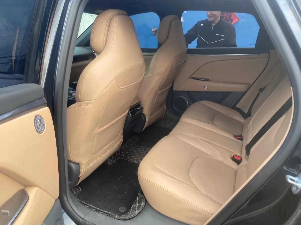 2025 MAXUS G10 2.0T 261HP L4 8AT,autocango,china used car exporter,china ev exporter,chinese used car exporter,chinese used ev exporter