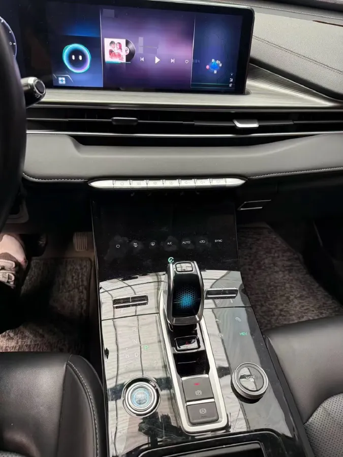 2022 HongQi E-QM5 BEV 54KWH,autocango,china used car exporter,china ev exporter,chinese used car exporter,chinese used ev exporter