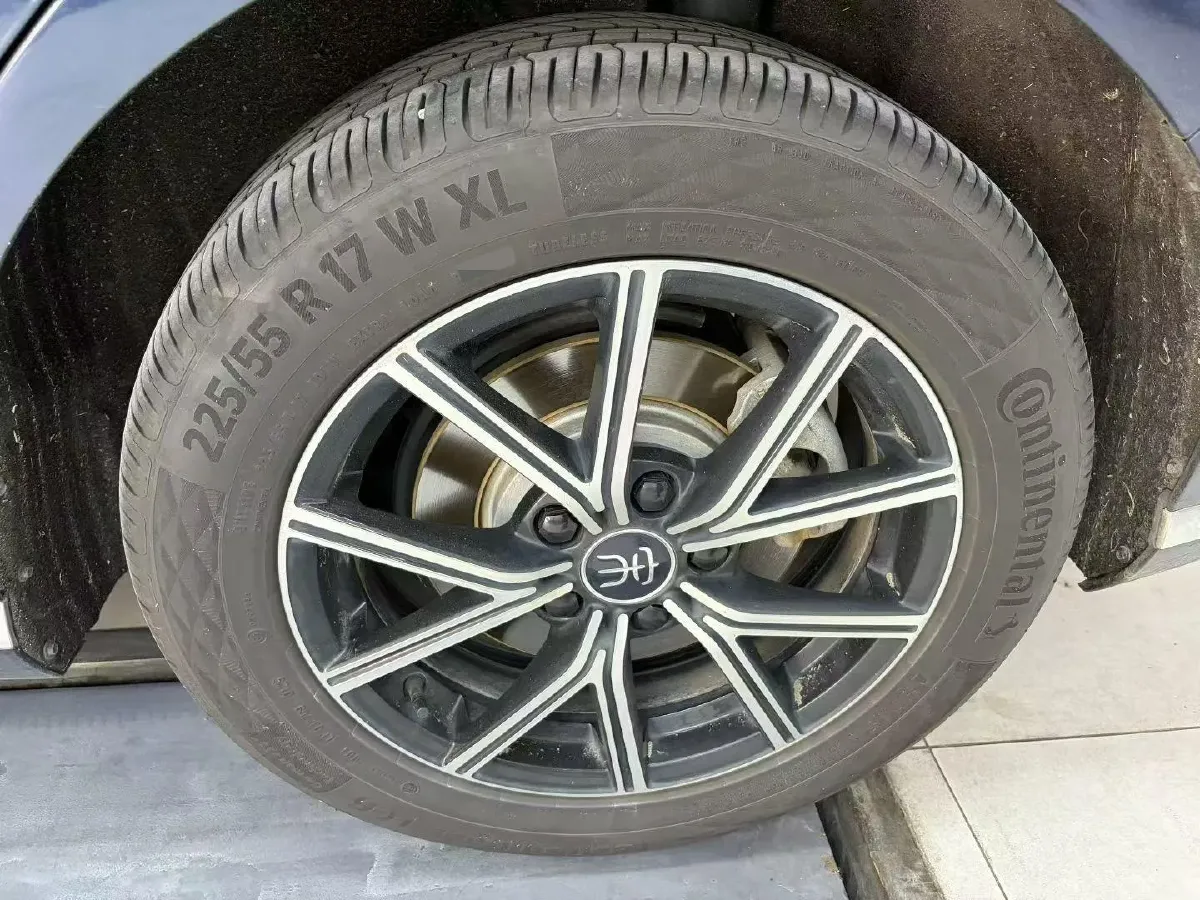 2022 Skyworth HT-i 1.5L 110HP L4 E-CVT PHEV 21.68KWH,autocango,china used car exporter,china ev exporter,chinese used car exporter,chinese used ev exporter