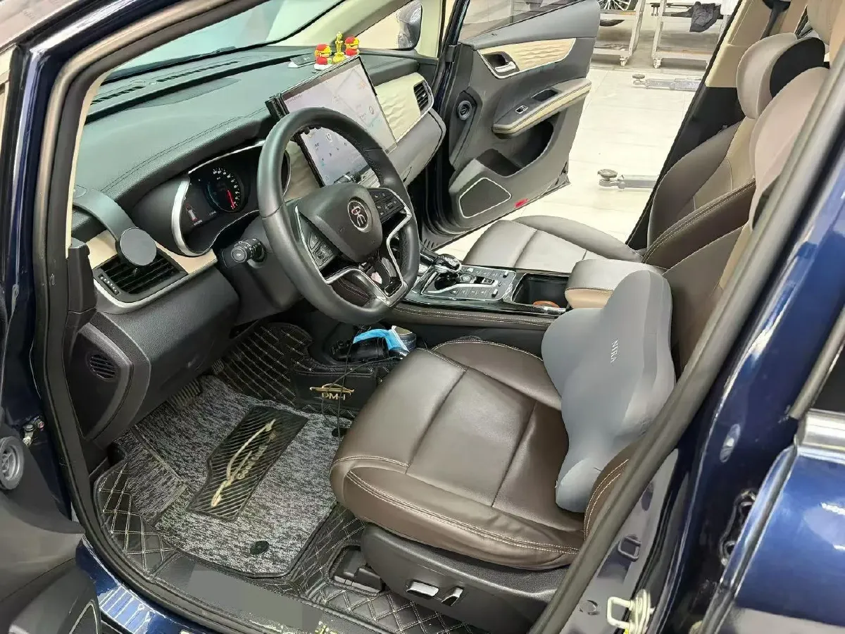 2022 Skyworth HT-i 1.5L 110HP L4 E-CVT PHEV 21.68KWH,autocango,china used car exporter,china ev exporter,chinese used car exporter,chinese used ev exporter