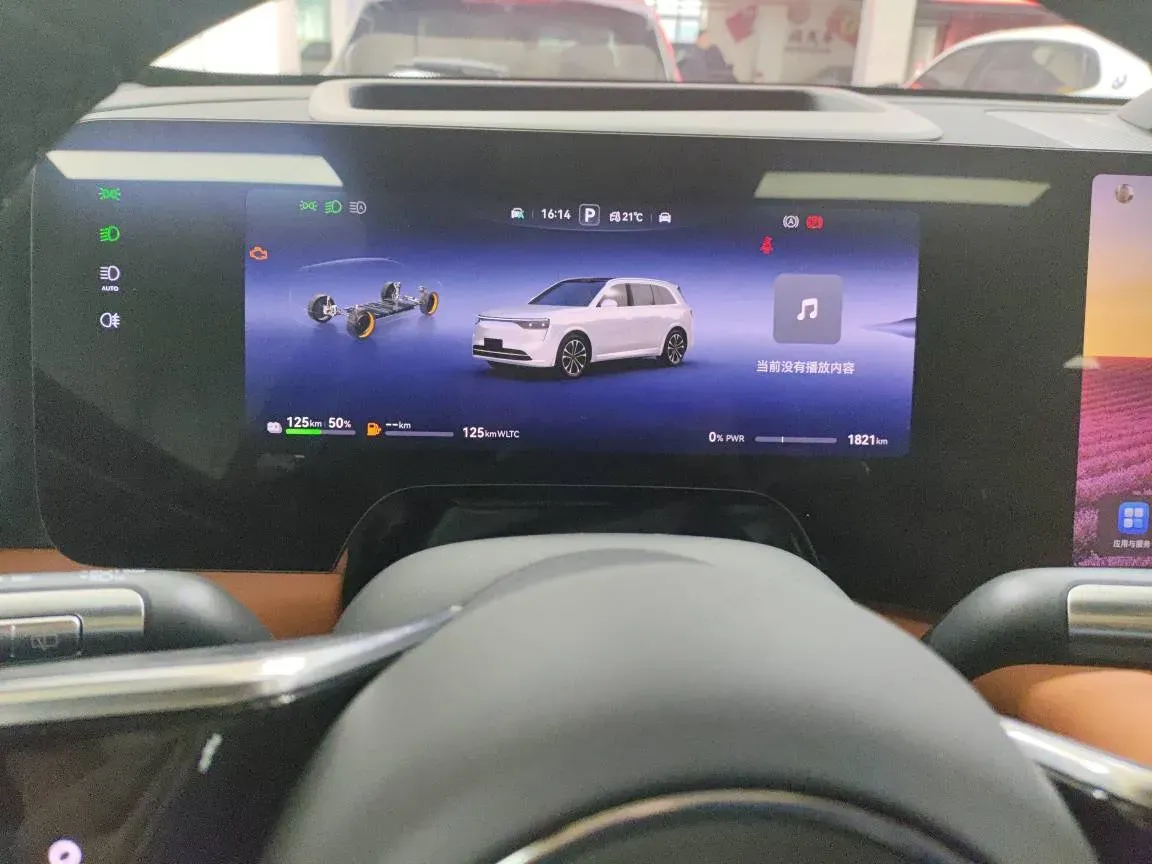 2025 AITO AITO M8 REEV 160HP REEV 53.4KWH,autocango,china used car exporter,china ev exporter,chinese used car exporter,chinese used ev exporter