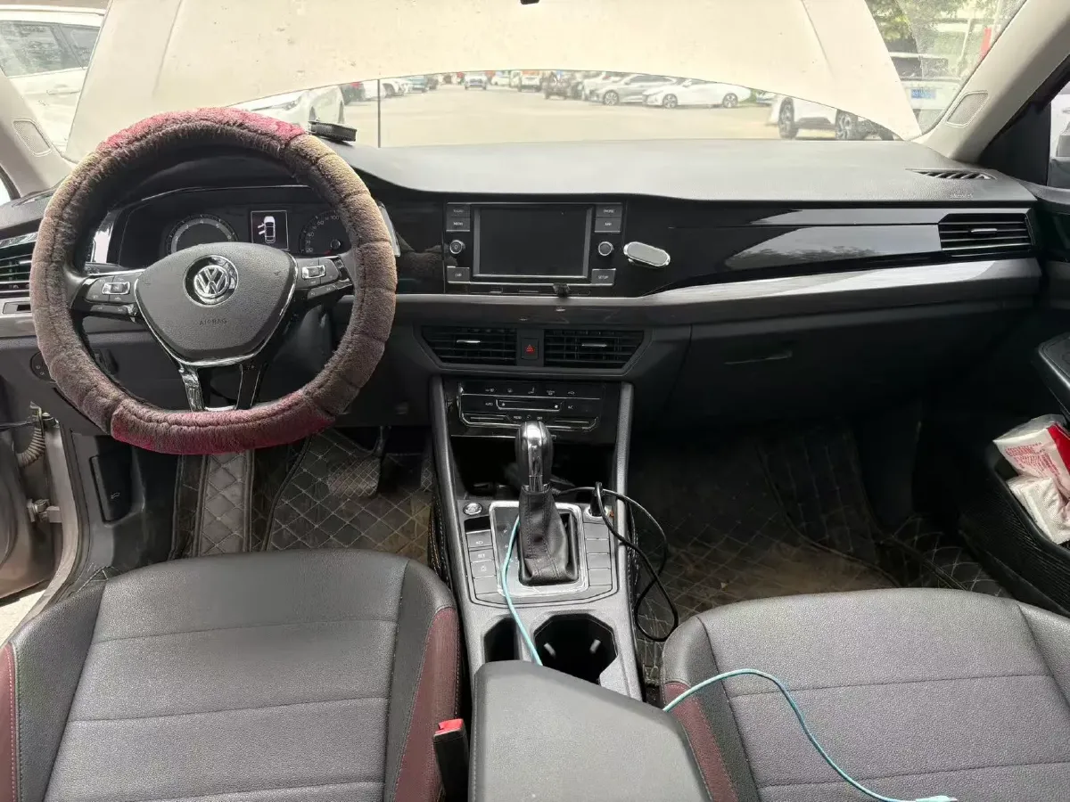 2020 Volkswagen Bora 1.5L 113HP L4 6AT,autocango,china used car exporter,china ev exporter,chinese used car exporter,chinese used ev exporter