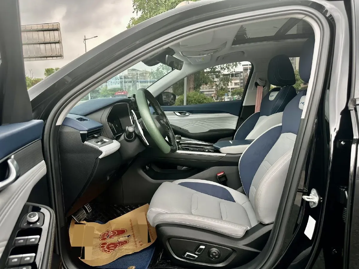 2021 Geely Preface 2.0T 190HP L4 7DCT,autocango,china used car exporter,china ev exporter,chinese used car exporter,chinese used ev exporter