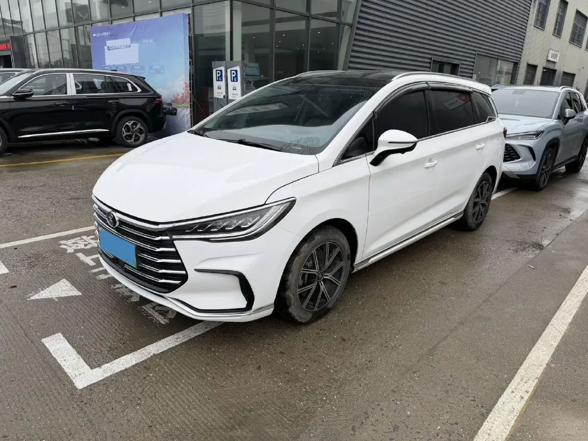 2022 Roewe RX5 MAX 2.0T 231HP L4 8AT,autocango,china used car exporter,china ev exporter,chinese used car exporter,chinese used ev exporter