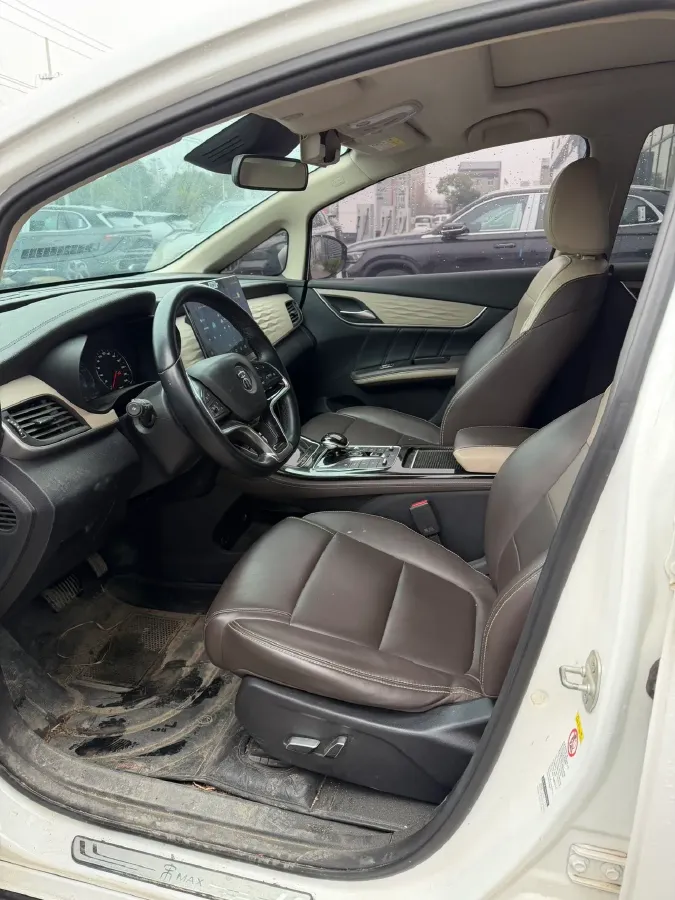 2022 Roewe RX5 MAX 2.0T 231HP L4 8AT,autocango,china used car exporter,china ev exporter,chinese used car exporter,chinese used ev exporter