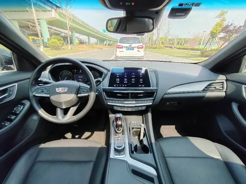 2023 Cadillac CT5 2.0T 237HP L4 10AT,autocango,china used car exporter,china ev exporter,chinese used car exporter,chinese used ev exporter
