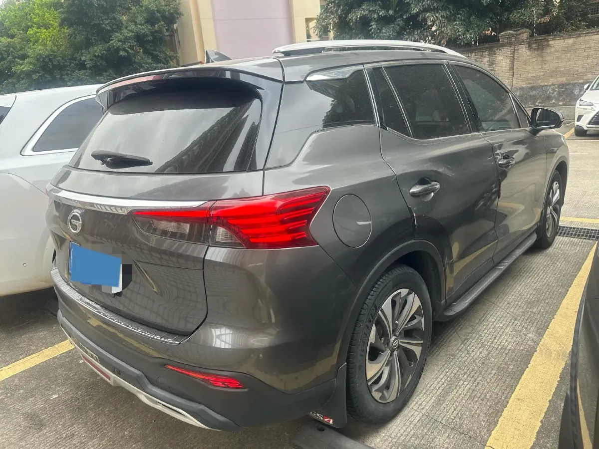 2021 GAC Trumpchi GS4 1.5T 169HP L4 6AT,autocango,china used car exporter,china ev exporter,chinese used car exporter,chinese used ev exporter