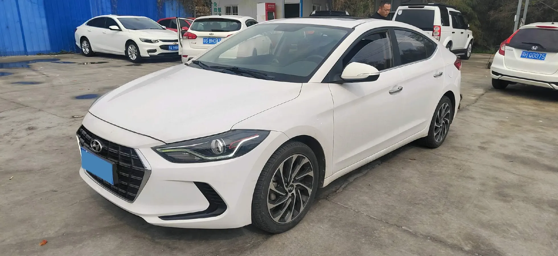 2020 Hyundai Elantra 1.5L 115HP L4 CVT,autocango,china used car exporter,china ev exporter,chinese used car exporter,chinese used ev exporter